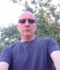 Встретьте Мужчинa : Cyril, 54 лет до Франция  Gidy 